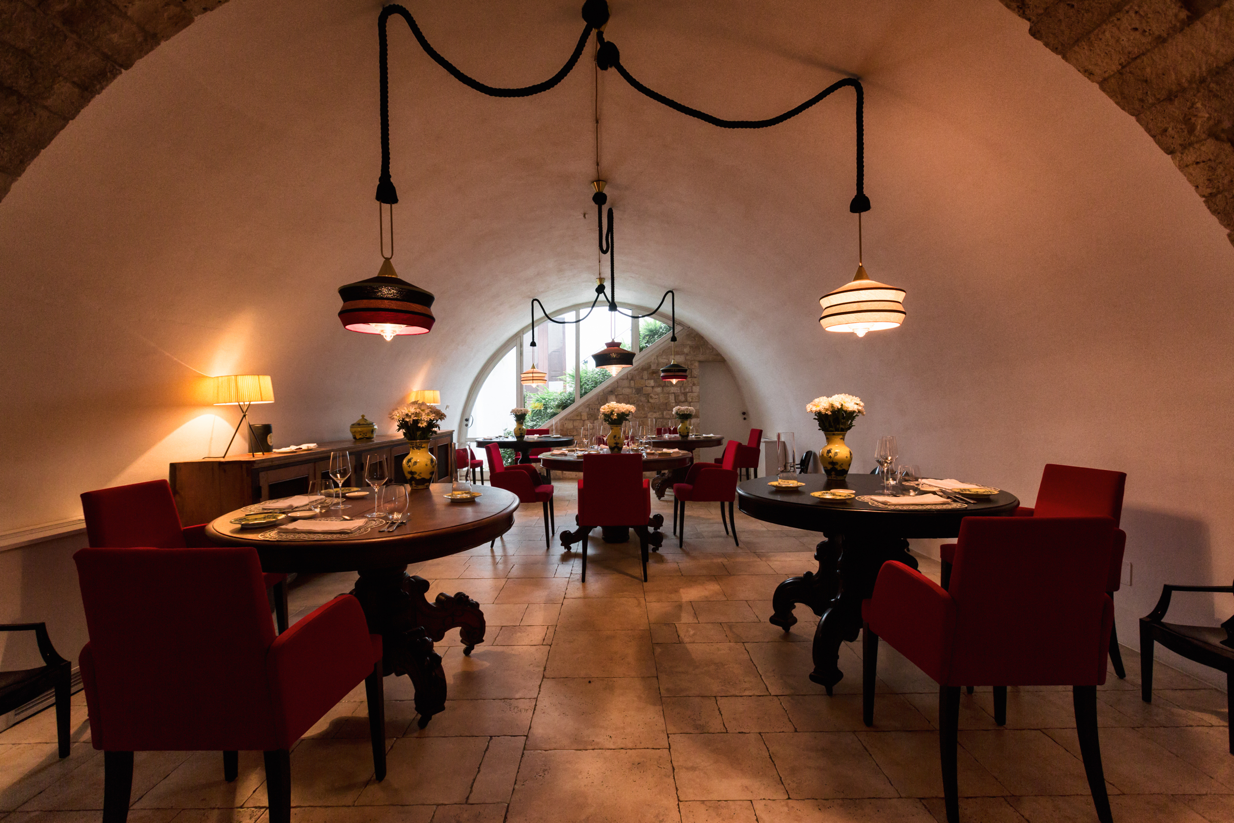 Tavolo al Pasha Conversano ristorante Stella Michelin di Maria Cicorella